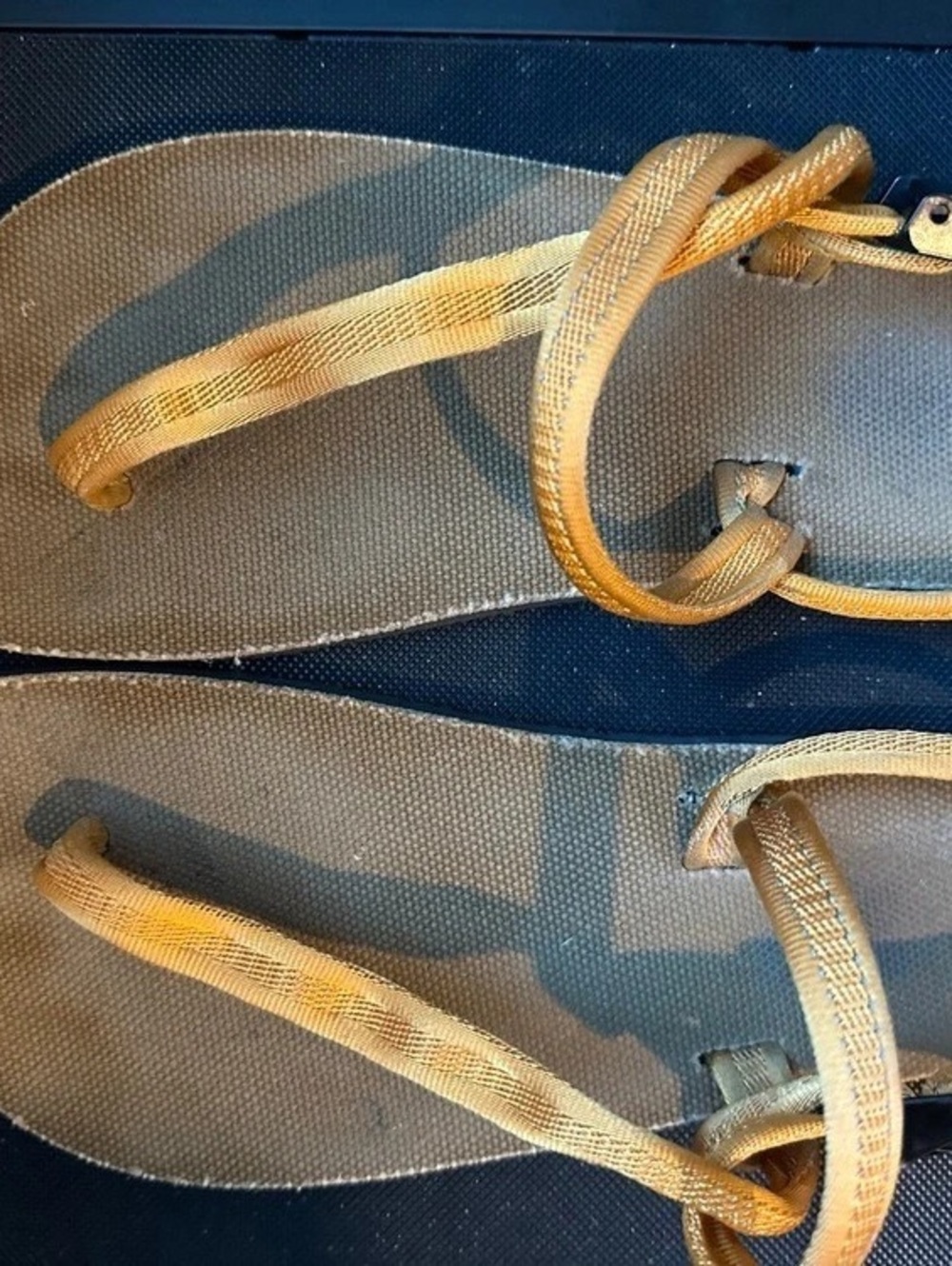 Earth Runners Circadian Adventure Sandals Mustard Gold Women 8.5 / Men 6.5